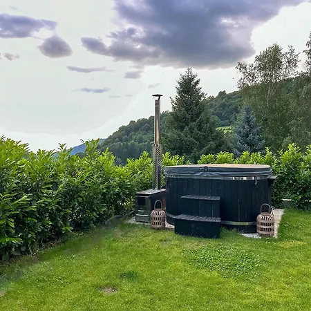 Black Deer Chalet *